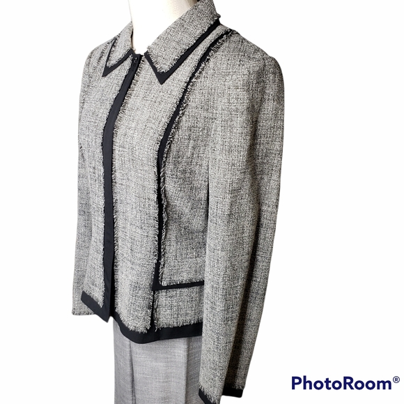 Chic Wool Blend Academia Eyelash Fringe Snap Blazer size 10 Jones NY - Picture 11 of 15